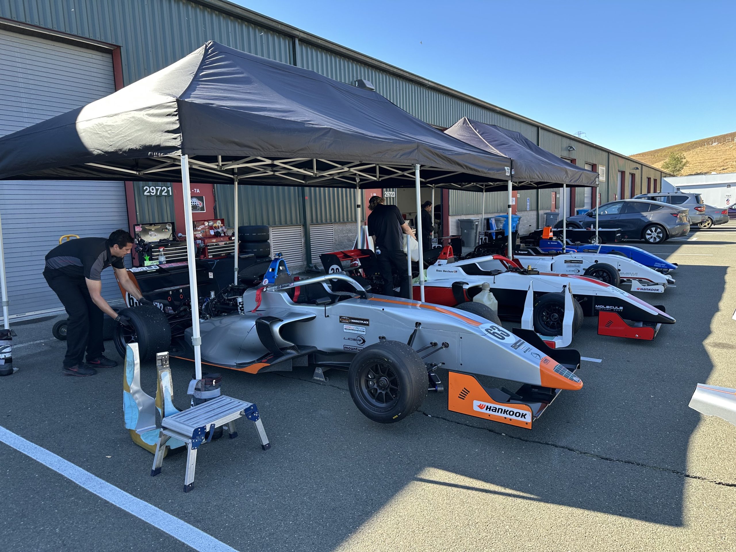 formula 4 cars
